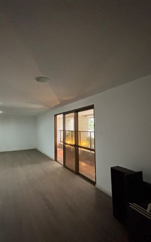 Apartamento à venda com 500m², 5 quartos e 3 vagas Apartamento à venda com 500m², 5 quartos e 3 vagasÁrea comum - salão de festas