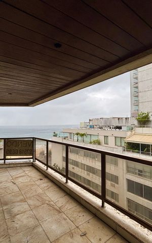 Apartamento à venda com 500m², 5 quartos e 3 vagas Apartamento à venda com 500m², 5 quartos e 3 vagasVaranda da sala