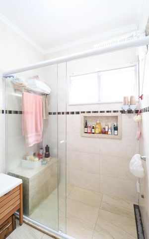 Casa de condomínio à venda com 140m², 3 quartos e 2 vagas