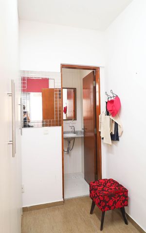 Casa de condomínio à venda com 140m², 3 quartos e 2 vagas