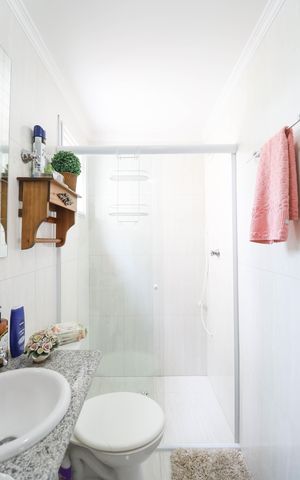 Casa de condomínio à venda com 140m², 3 quartos e 2 vagas