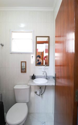 Casa de condomínio à venda com 140m², 3 quartos e 2 vagas