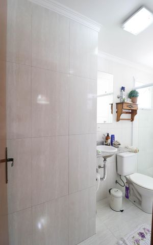 Casa de condomínio à venda com 140m², 3 quartos e 2 vagas