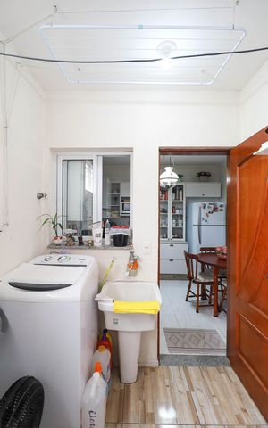 Casa de condomínio à venda com 140m², 3 quartos e 2 vagas