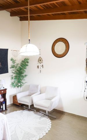 Casa de condomínio à venda com 140m², 3 quartos e 2 vagas