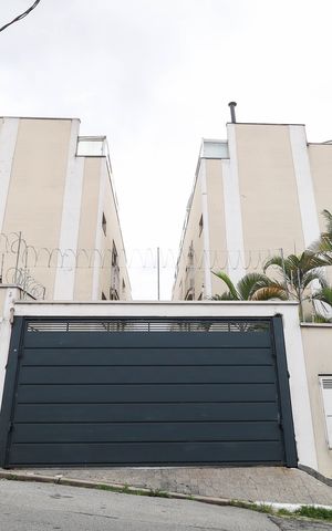 Casa de condomínio à venda com 140m², 3 quartos e 2 vagas