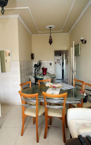 Apartamento à venda com 115m², 2 quartos e 2 vagasSala