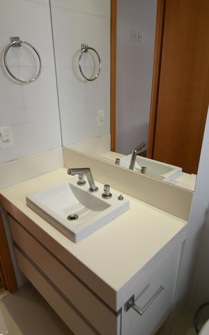 Apartamento à venda com 57m², 1 quarto e 1 vagaBanheiro Suíte