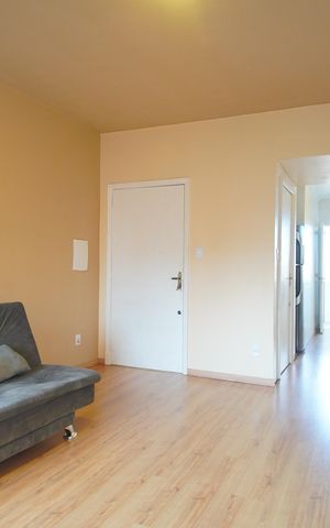 Apartamento à venda com 82m², 2 quartos e sem vagaSala