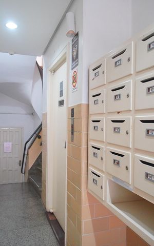 Apartamento à venda com 82m², 2 quartos e sem vagaEntrada
