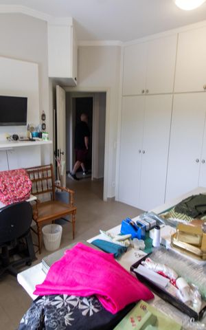 Casa de condomínio à venda com 421m², 4 quartos e 4 vagas Casa de condomínio à venda com 421m², 4 quartos e 4 vagasQUARTO 1