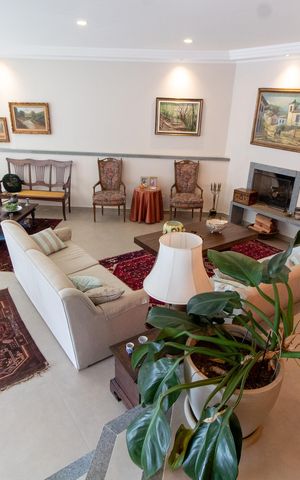 Casa de condomínio à venda com 421m², 4 quartos e 4 vagas Casa de condomínio à venda com 421m², 4 quartos e 4 vagasSALA DE ESTAR