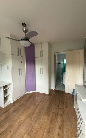 Casa de condomínio para alugar com 198m², 3 quartos e 4 vagas Casa de condomínio para alugar com 198m², 3 quartos e 4 vagasQuarto