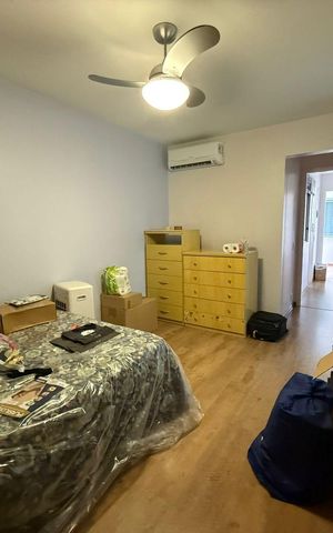 Casa de condomínio para alugar com 198m², 3 quartos e 4 vagas Casa de condomínio para alugar com 198m², 3 quartos e 4 vagasQuarto