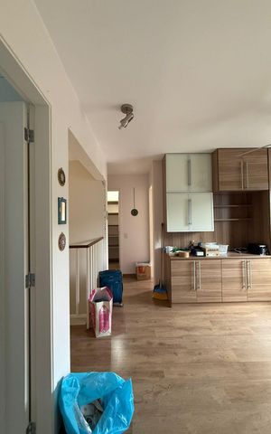 Casa de condomínio para alugar com 198m², 3 quartos e 4 vagas Casa de condomínio para alugar com 198m², 3 quartos e 4 vagasSala 2