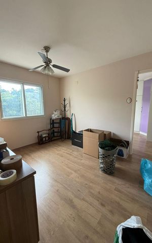 Casa de condomínio para alugar com 198m², 3 quartos e 4 vagas Casa de condomínio para alugar com 198m², 3 quartos e 4 vagasQuarto