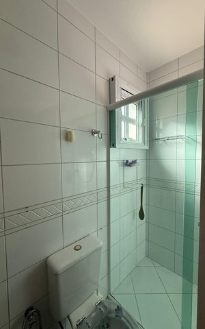 Casa de condomínio para alugar com 198m², 3 quartos e 4 vagas Casa de condomínio para alugar com 198m², 3 quartos e 4 vagasBanheiro