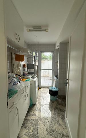 Casa de condomínio para alugar com 198m², 3 quartos e 4 vagas Casa de condomínio para alugar com 198m², 3 quartos e 4 vagasCozinha