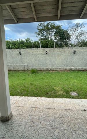 Casa de condomínio para alugar com 198m², 3 quartos e 4 vagas Casa de condomínio para alugar com 198m², 3 quartos e 4 vagasÁrea externa
