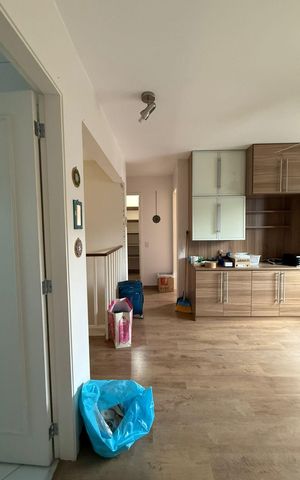 Casa de condomínio para alugar com 198m², 3 quartos e 4 vagas Casa de condomínio para alugar com 198m², 3 quartos e 4 vagasSala 2