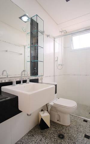 Apartamento à venda com 110m², 4 quartos e 3 vagasBanheiro da Suíte 2