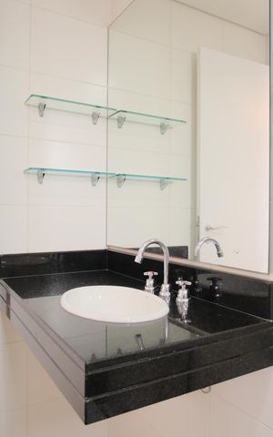 Apartamento à venda com 110m², 4 quartos e 3 vagasBanheiro da Suíte 1
