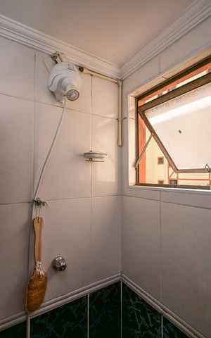 Apartamento à venda com 55m², 2 quartos e 1 vagaChuveiro do Banheiro