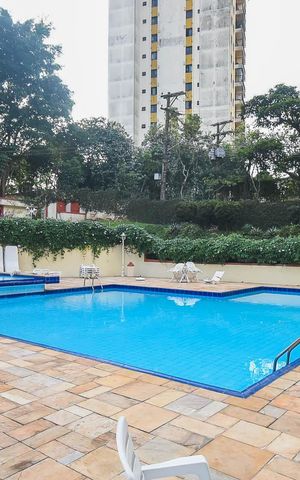 Apartamento à venda com 55m², 2 quartos e 1 vaga Apartamento à venda com 55m², 2 quartos e 1 vagaPiscina