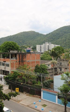Apartamento à venda com 69m², 2 quartos e 1 vagaSala - Varanda