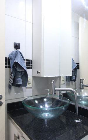 Apartamento à venda com 69m², 2 quartos e 1 vagaBanheiro social