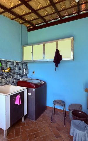 Casa à venda com 171m², 3 quartos e 4 vagas
