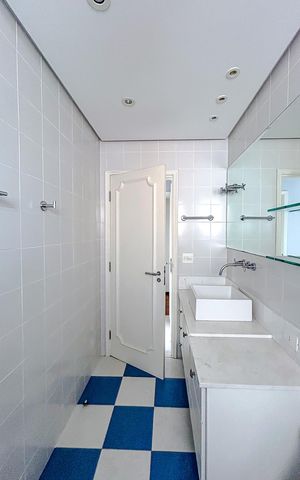 Apartamento à venda com 191m², 4 quartos e 3 vagasBanheiro da Suíte 3
