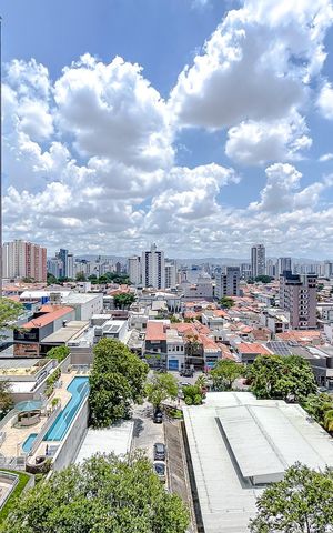 Apartamento à venda com 191m², 4 quartos e 3 vagasVista da Suíte 2