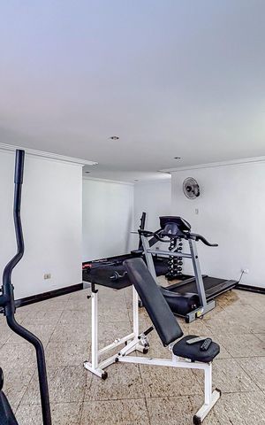 Apartamento à venda com 191m², 4 quartos e 3 vagasÁrea comum - Academia