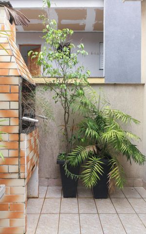 Casa à venda com 110m², 3 quartos e 2 vagas Casa à venda com 110m², 3 quartos e 2 vagasChurrasqueira
