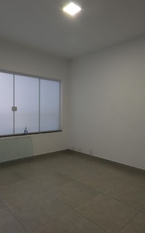 Casa à venda com 480m², 3 quartos e 4 vagasSala 2