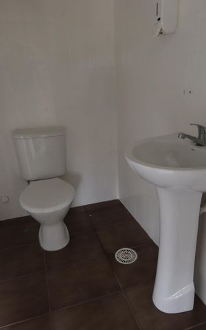 Casa à venda com 480m², 3 quartos e 4 vagasLavabo do Salão