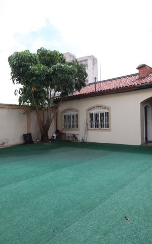 Casa à venda com 480m², 3 quartos e 4 vagasQuintal