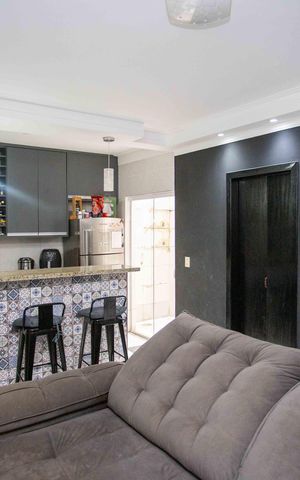 Casa para alugar com 120m², 2 quartos e 2 vagasSala