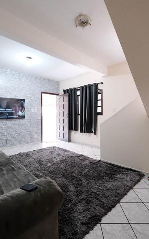 Casa à venda com 128m², 3 quartos e 3 vagasSala