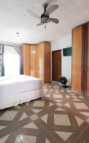 Casa à venda com 128m², 3 quartos e 3 vagasSuíte