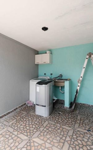 Casa à venda com 128m², 3 quartos e 3 vagasÁrea externa