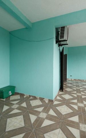 Casa à venda com 128m², 3 quartos e 3 vagasSuíte