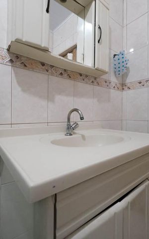 Casa à venda com 128m², 3 quartos e 3 vagasBanheiro 1