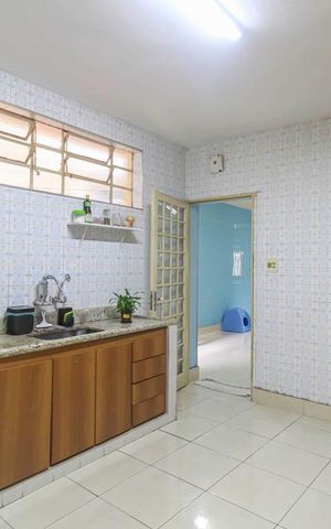 Casa à venda com 158m², 3 quartos e 1 vaga
