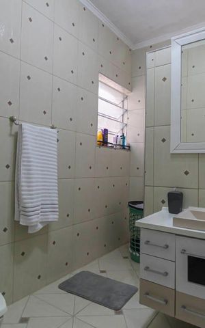 Casa à venda com 158m², 3 quartos e 1 vaga