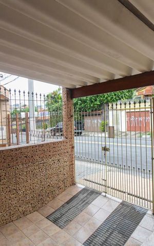 Casa à venda com 158m², 3 quartos e 1 vaga