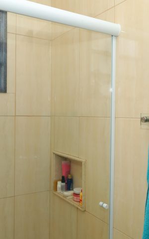 Casa à venda com 120m², 2 quartos e 2 vagasBanheiro 1