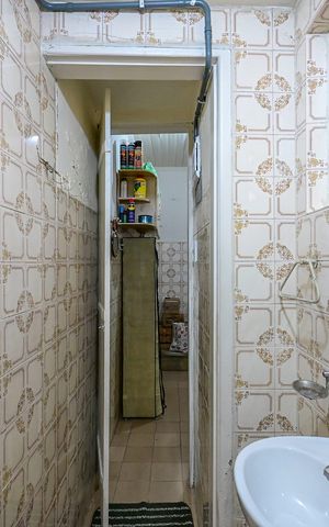 Casa à venda com 150m², 2 quartos e 2 vagasBanheiro da Edícula 