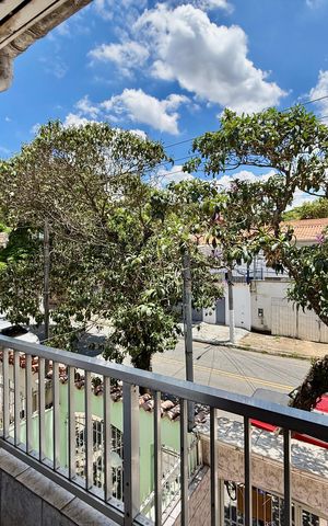 Casa para alugar com 120m², 2 quartos e sem vaga Casa para alugar com 120m², 2 quartos e sem vagaSacada Quarto 1